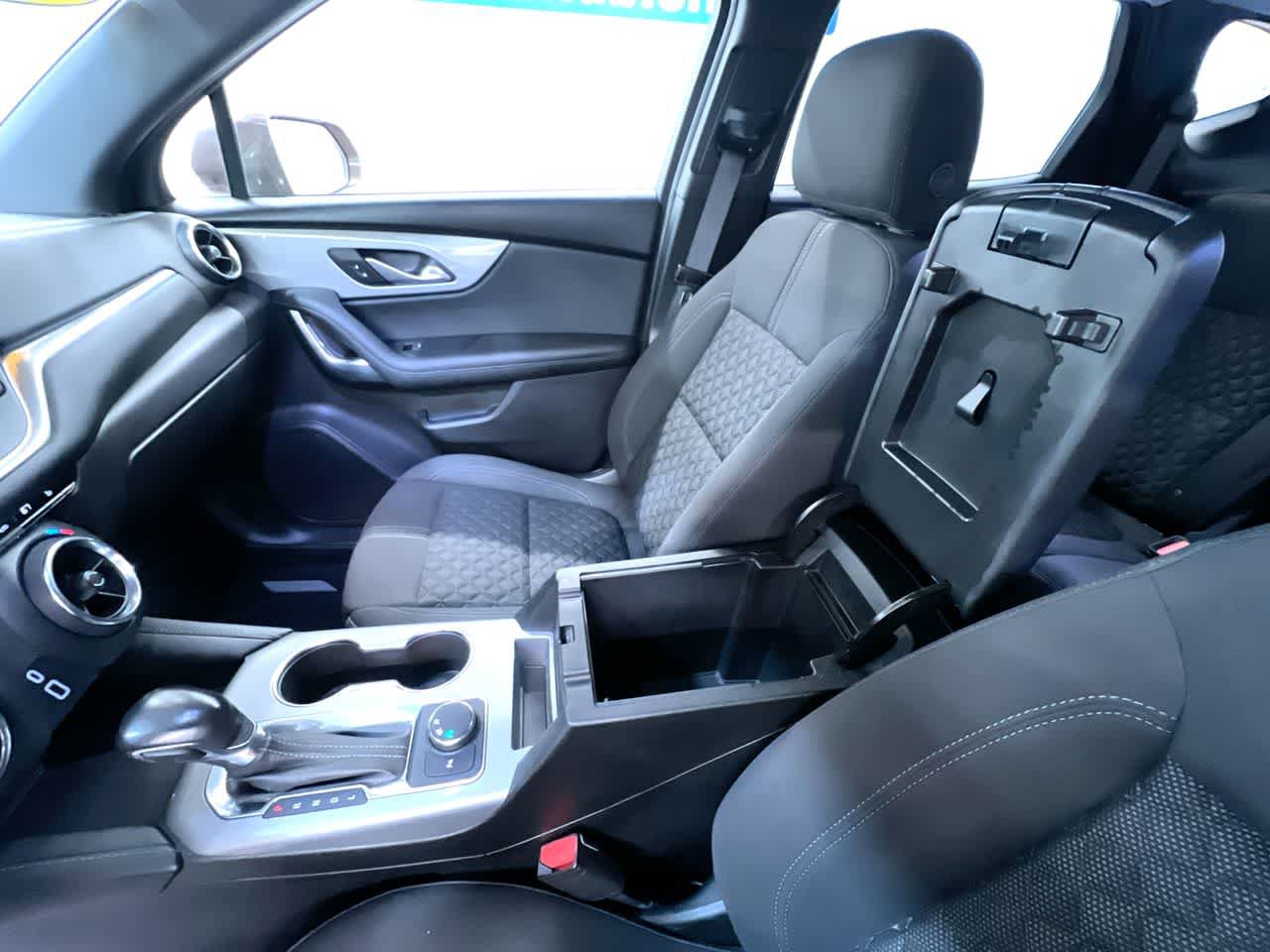 Used 2019 Chevrolet Blazer LT FWD image 29