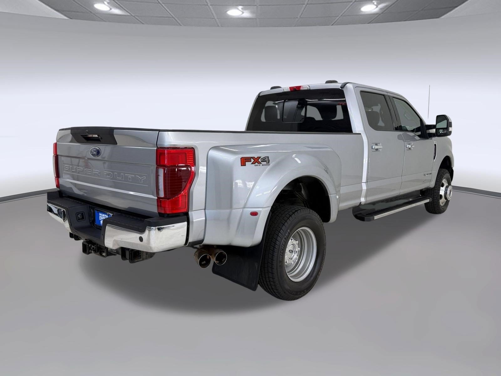 Used 2021 Ford F350 Lariat w/ Lariat Ultimate Package AWD/4WD image 9