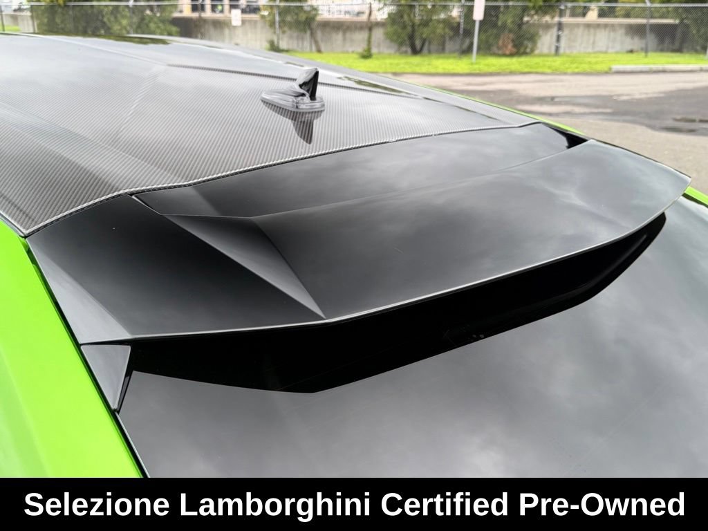 Used 2025 Lamborghini Urus SE AWD/4WD image 13
