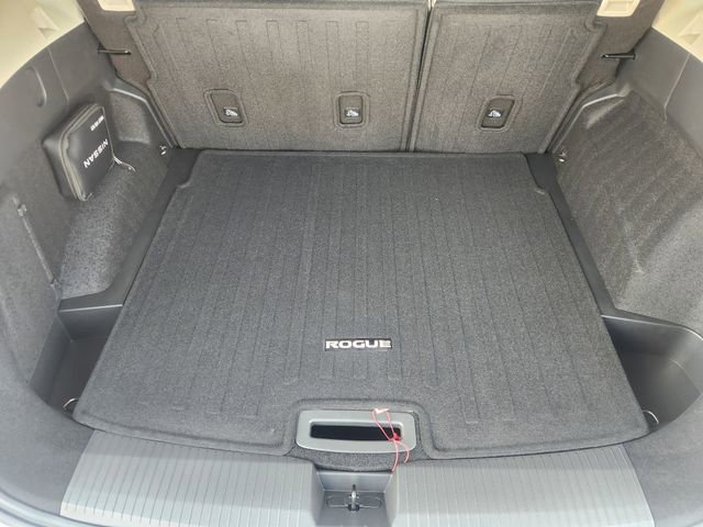 New 2026 Nissan Rogue SV w/ SV Premium Package image 23