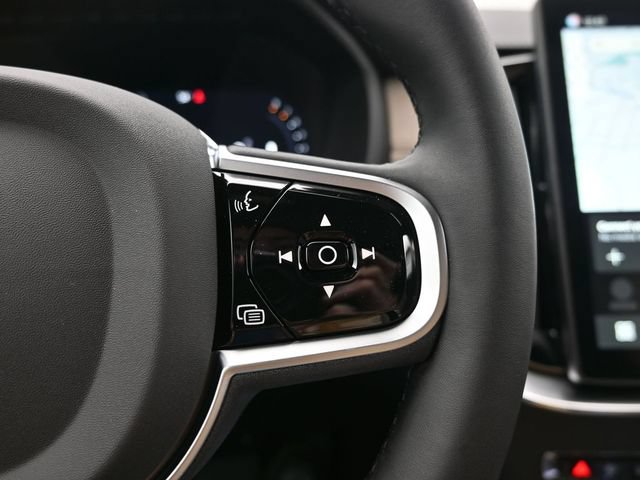 New 2026 Volvo XC90 B6 Plus w/ Protection Package Premier AWD/4WD image 25