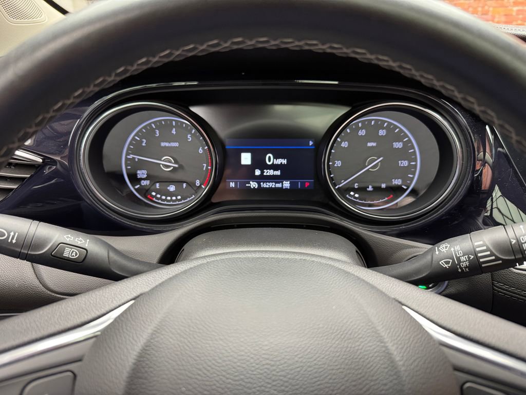 Used 2020 Buick Encore GX Select w/ Experience Buick Package image 17