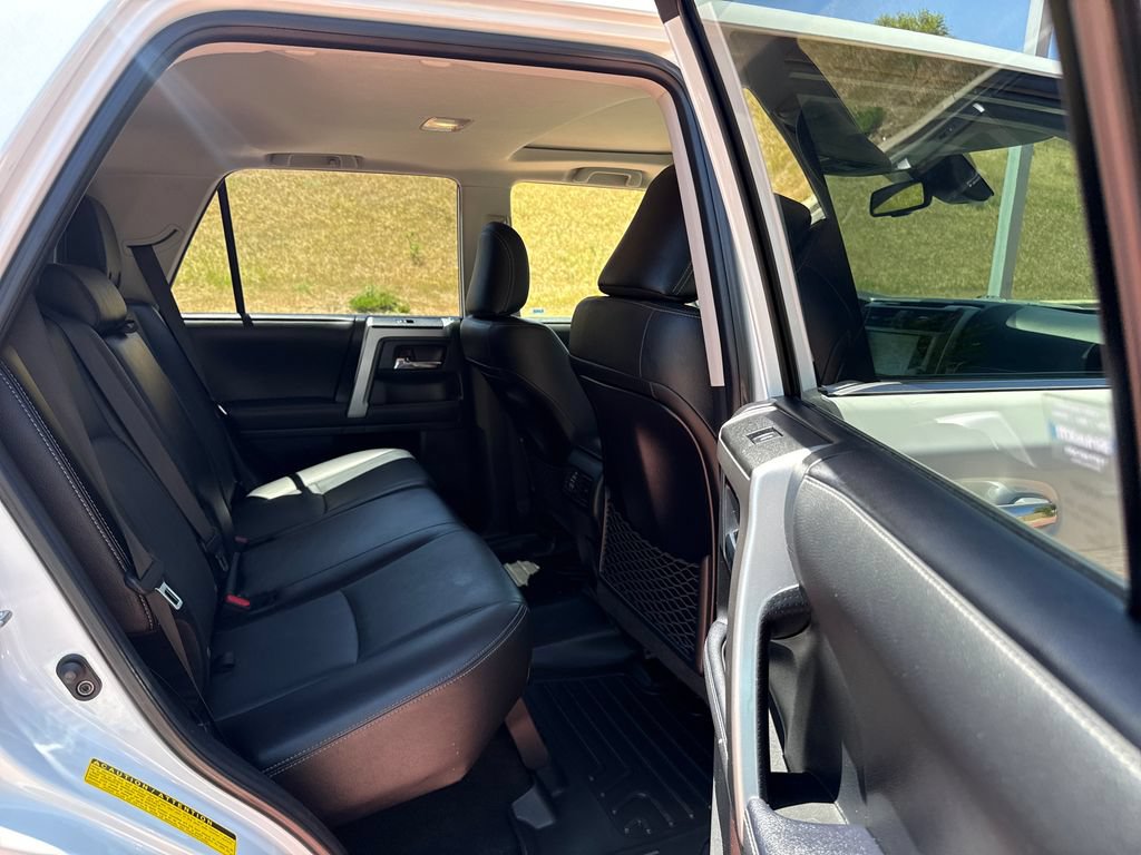 Used 2024 Toyota 4Runner Limited AWD/4WD image 25