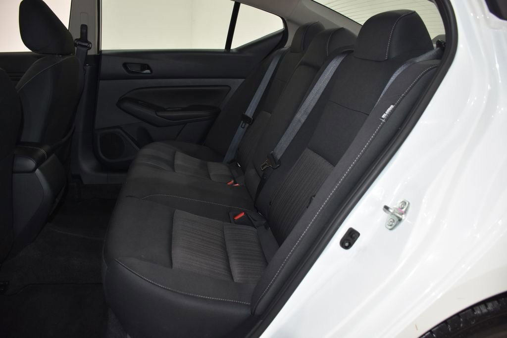 Used 2025 Nissan Altima 2.5 SV image 27