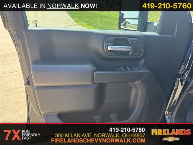 New 2025 Chevrolet Silverado 2500 Custom w/ Custom Value Package image 15