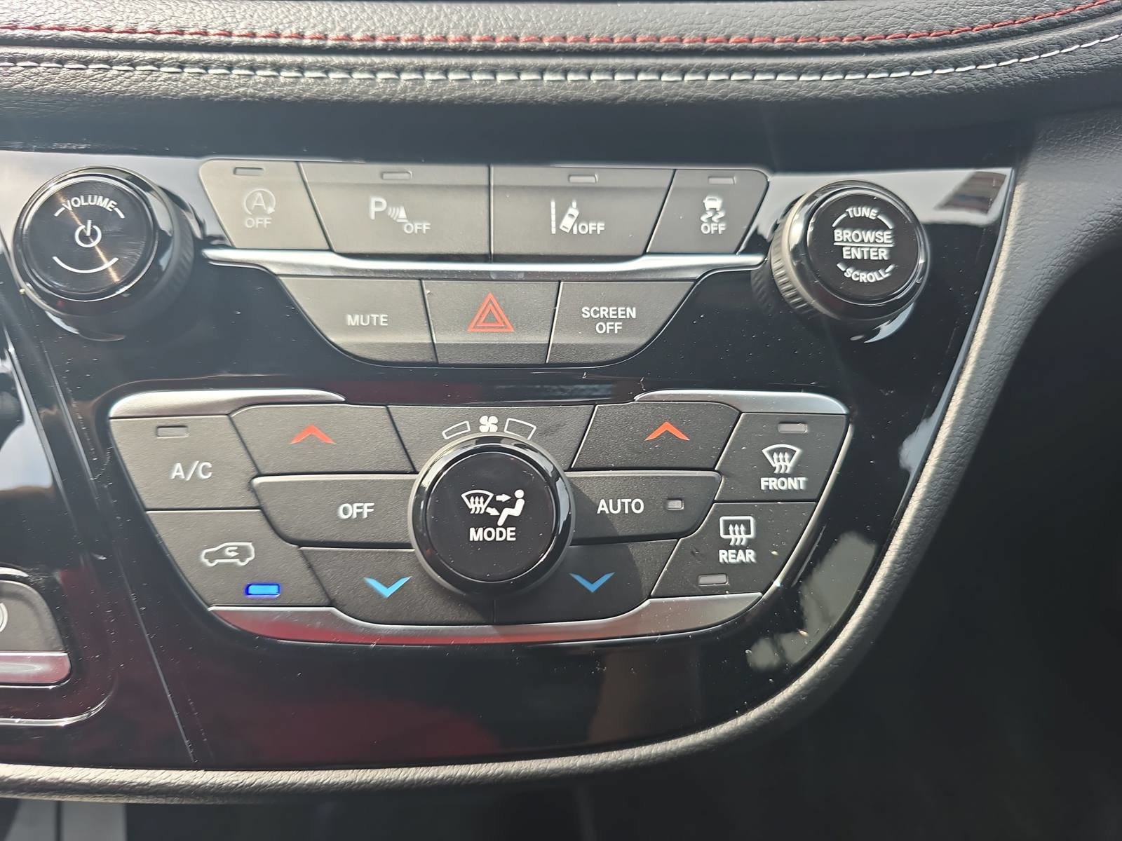 New 2027 Chrysler Pacifica Select FWD image 21