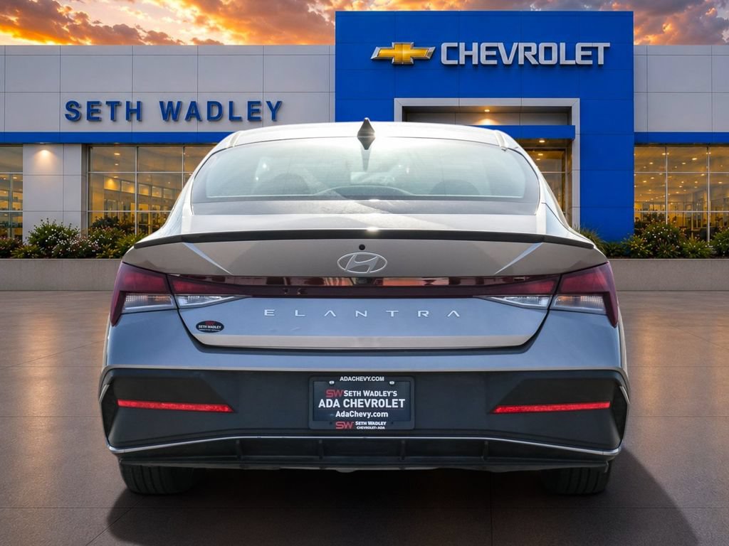 Used 2025 Hyundai Elantra Sport FWD image 58