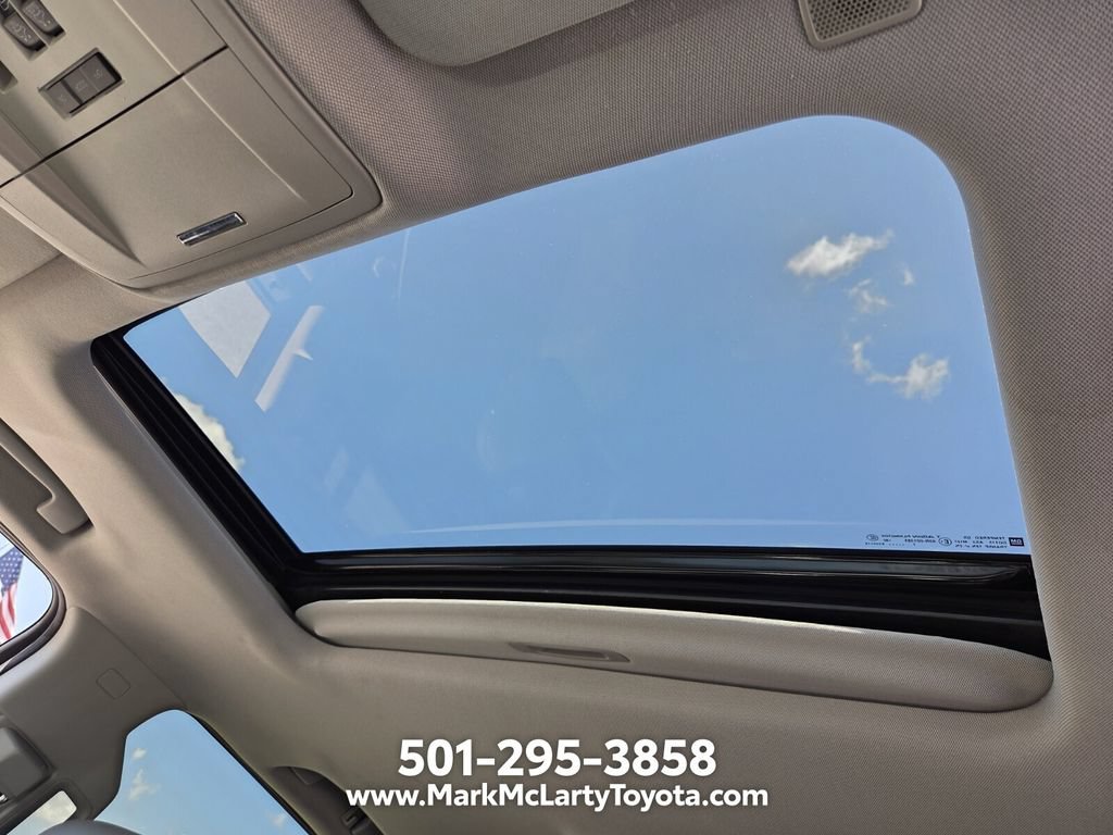 Used 2018 GMC Sierra 1500 SLT AWD/4WD image 18