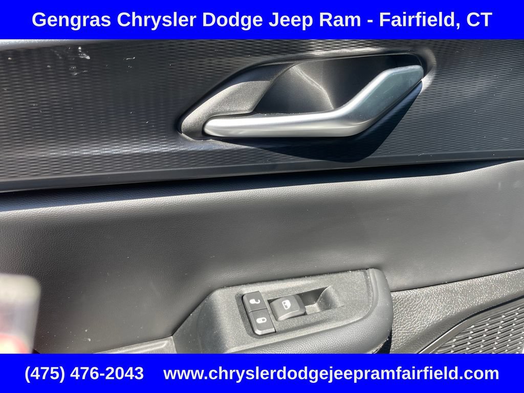 Certified 2023 Jeep Grand Cherokee L Laredo AWD/4WD image 32