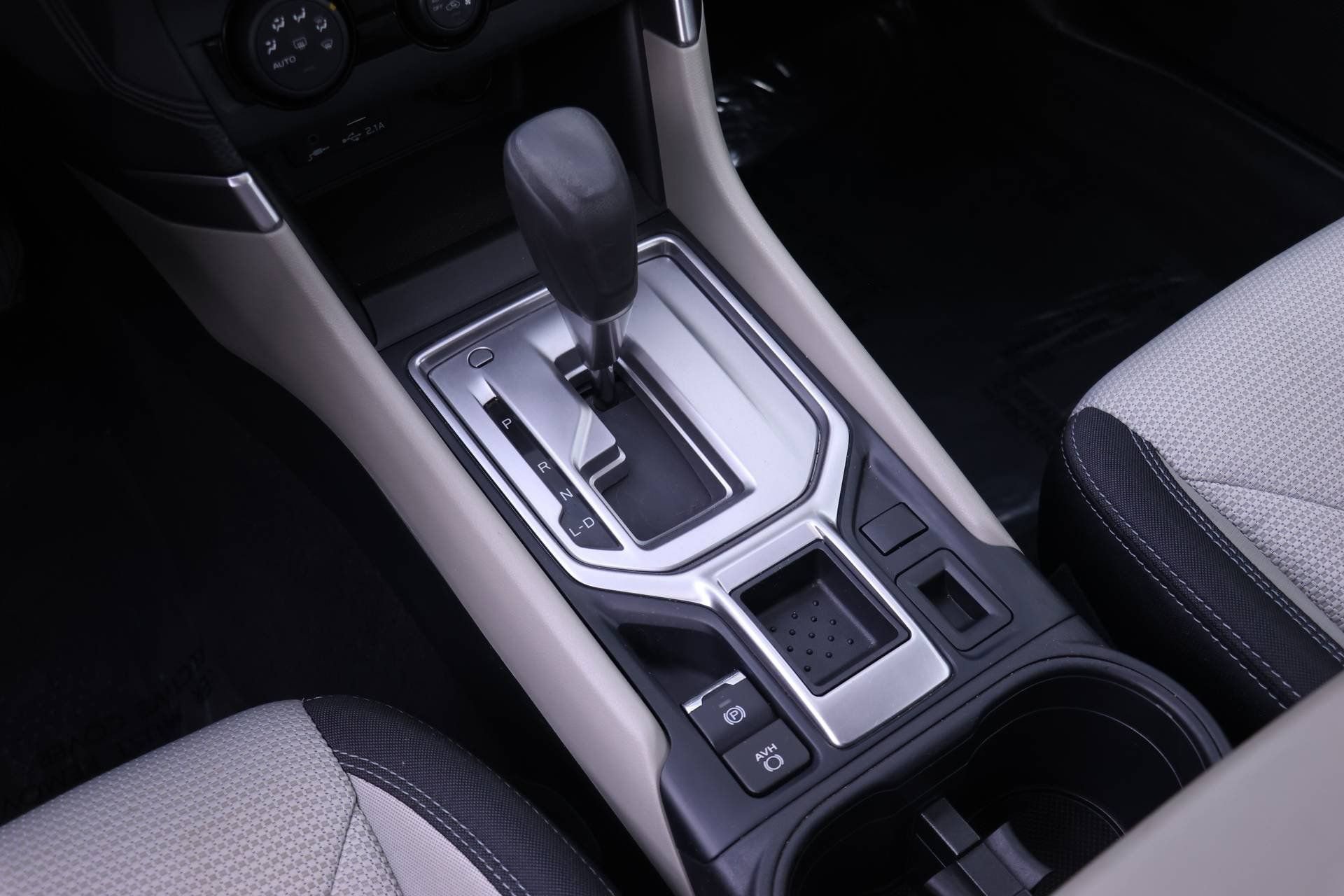 Used 2023 Subaru Forester Base image 11