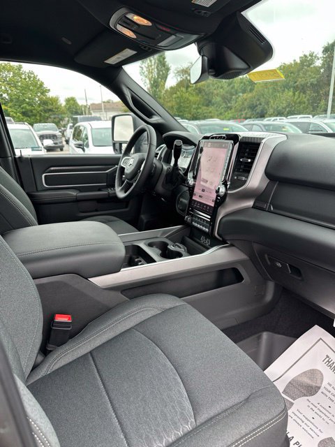 New 2026 RAM 3500 Big Horn AWD/4WD image 35