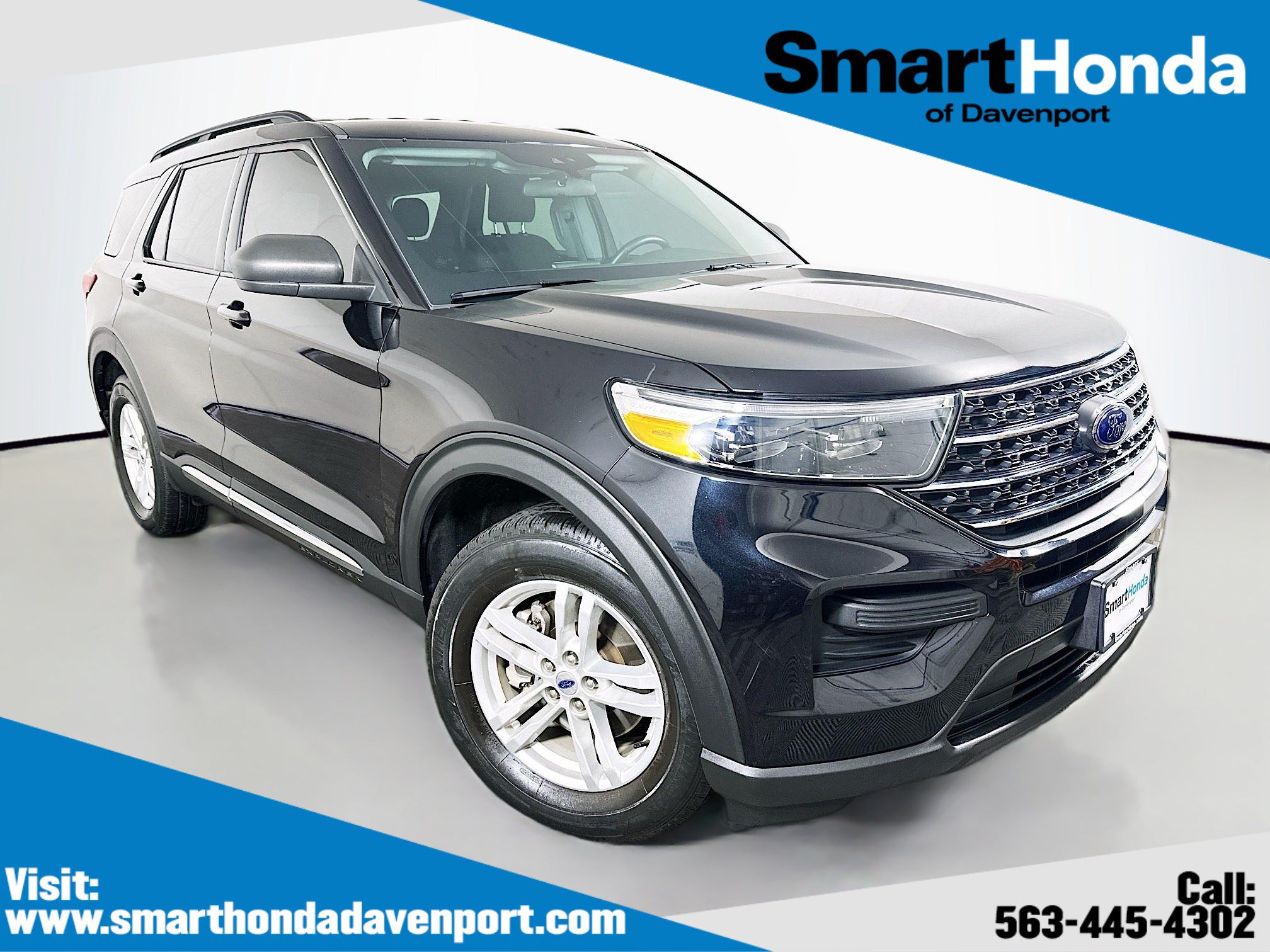 Used 2023 Ford Explorer XLT AWD/4WD image 1