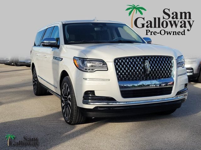 Certified 2022 Lincoln Navigator L Black Label AWD/4WD image 1