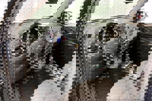 Used 2020 Chevrolet Equinox LT image 16