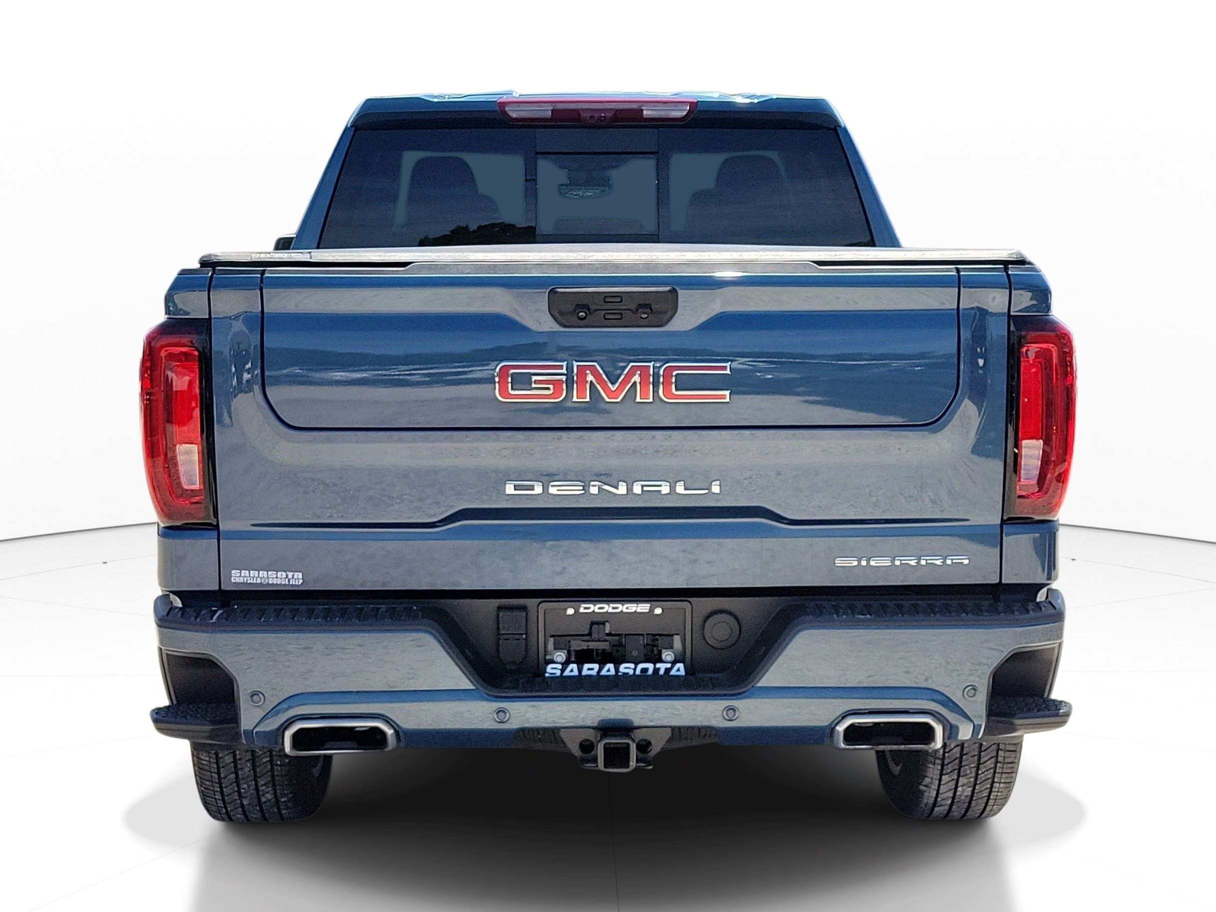 Used 2025 GMC Sierra 1500 Denali AWD/4WD image 5