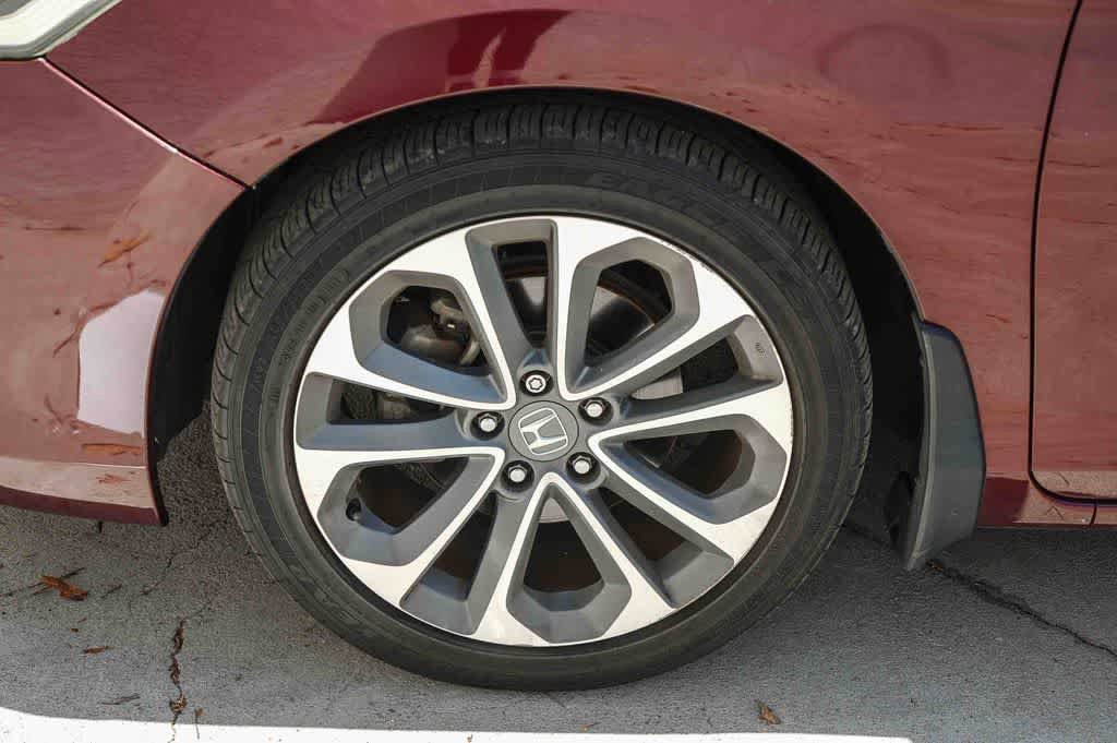 Used 2015 Honda Accord Sport image 10