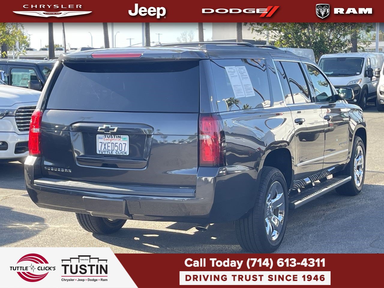 Used 2017 Chevrolet Suburban LT w/ LT Signature Package AWD/4WD image 12
