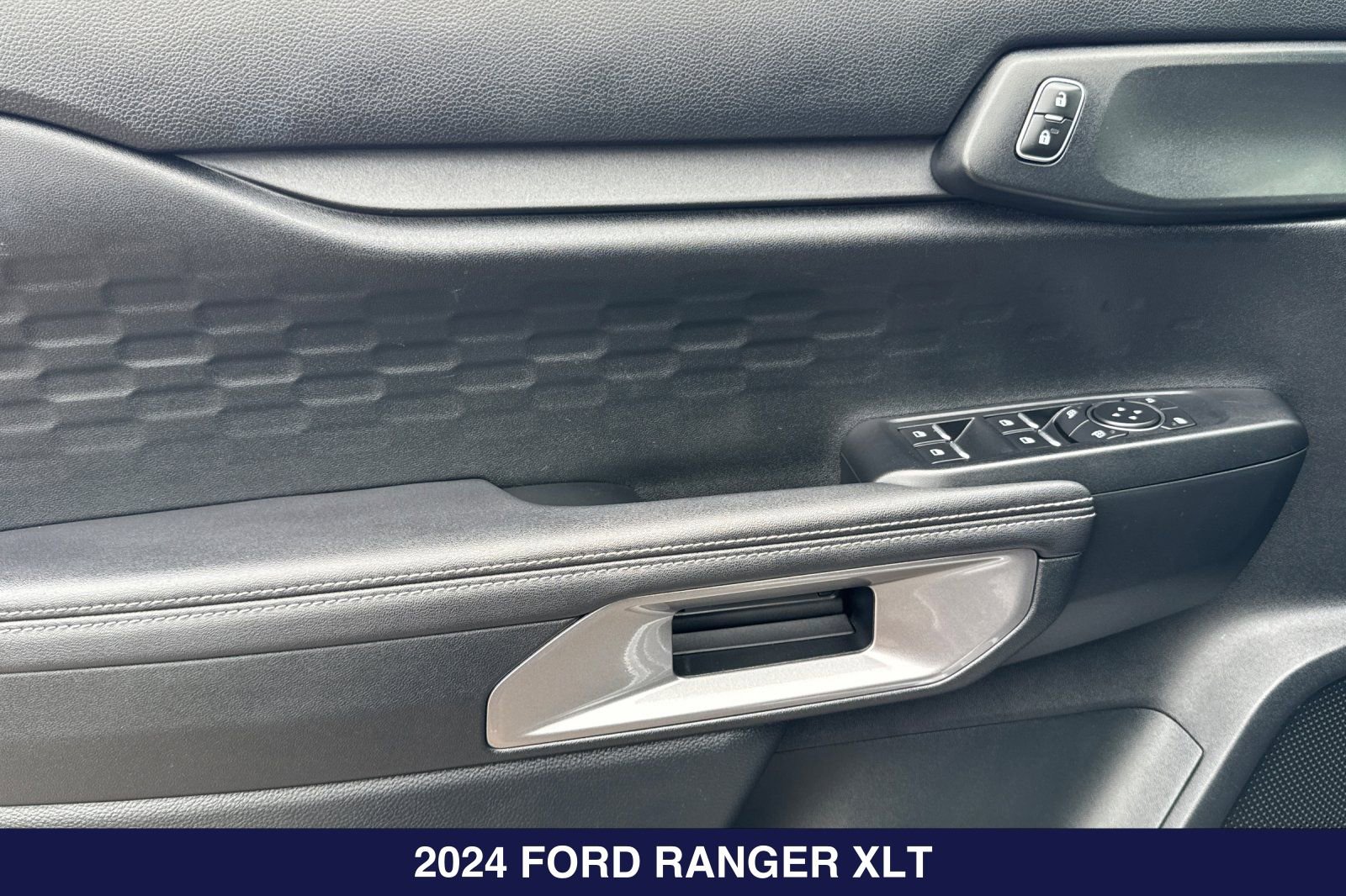 Used 2024 Ford Ranger XLT w/ Equipment Group 301A High RWD image 12