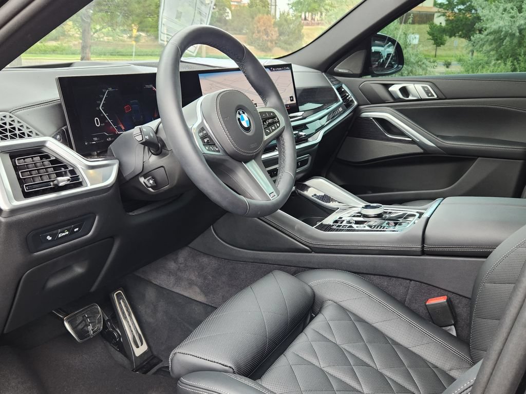 Used 2025 BMW X6 xDrive40i w/ Executive Package AWD/4WD image 7