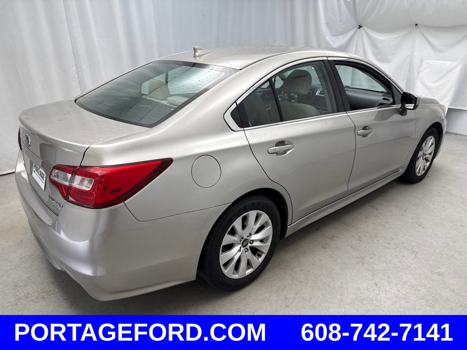 Used 2017 Subaru Legacy 2.5i Premium AWD/4WD image 2