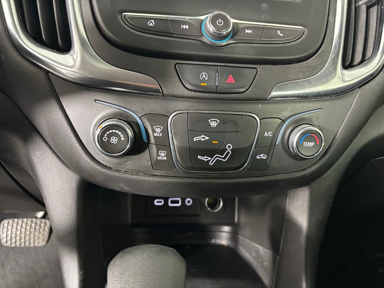 Used 2022 Chevrolet Equinox LT image 15