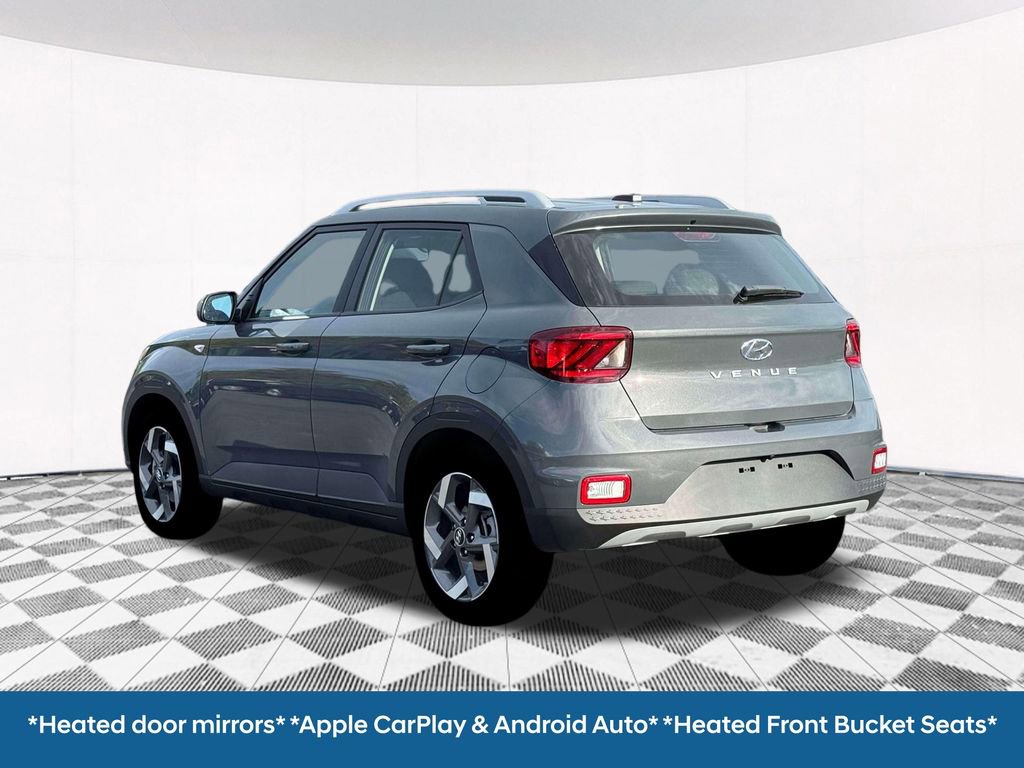 New 2026 Hyundai Venue SEL FWD image 8
