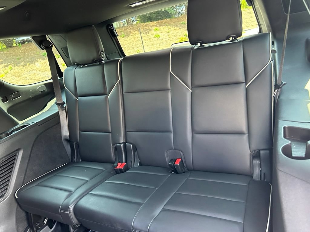 Used 2021 Cadillac Escalade Premium Luxury AWD/4WD image 46