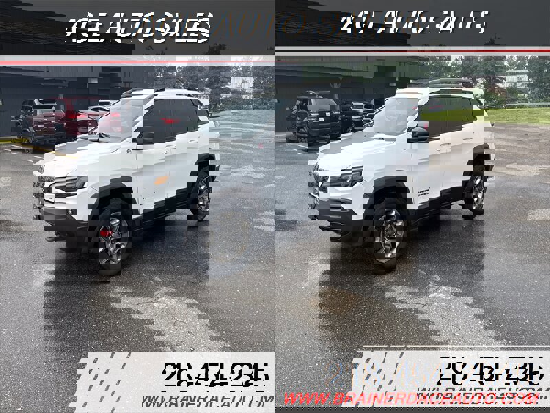 Used 2019 Jeep Cherokee Trailhawk w/ Cold Weather Group image 1