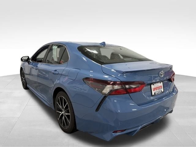 Used 2024 Toyota Camry SE image 37