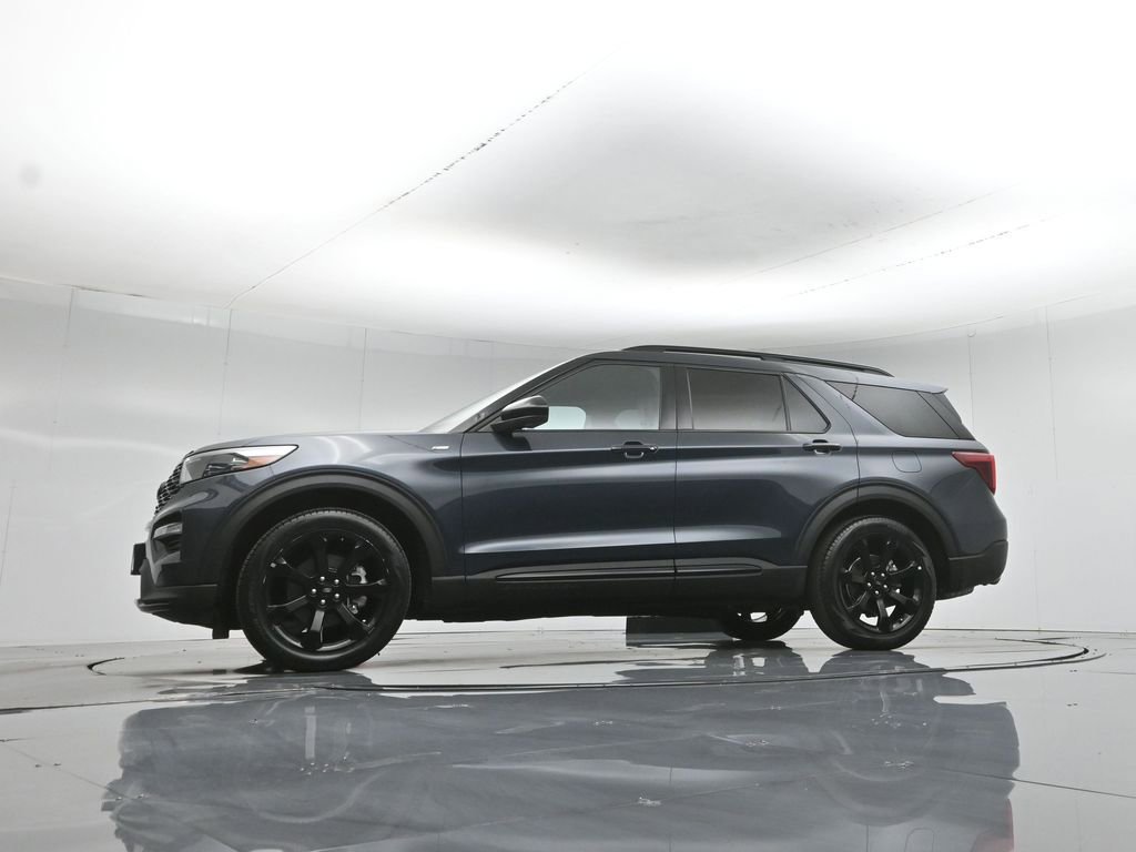 Used 2023 Ford Explorer ST-Line w/ Class IV Trailer Tow Package image 54
