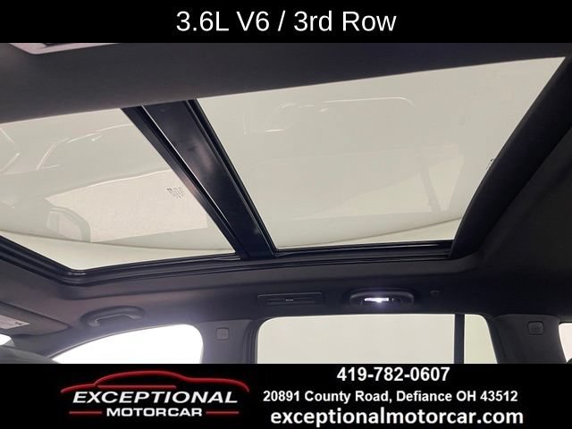 Used 2024 Cadillac XT6 Premium Luxury w/ LPO, Floor Liner Package AWD/4WD image 47