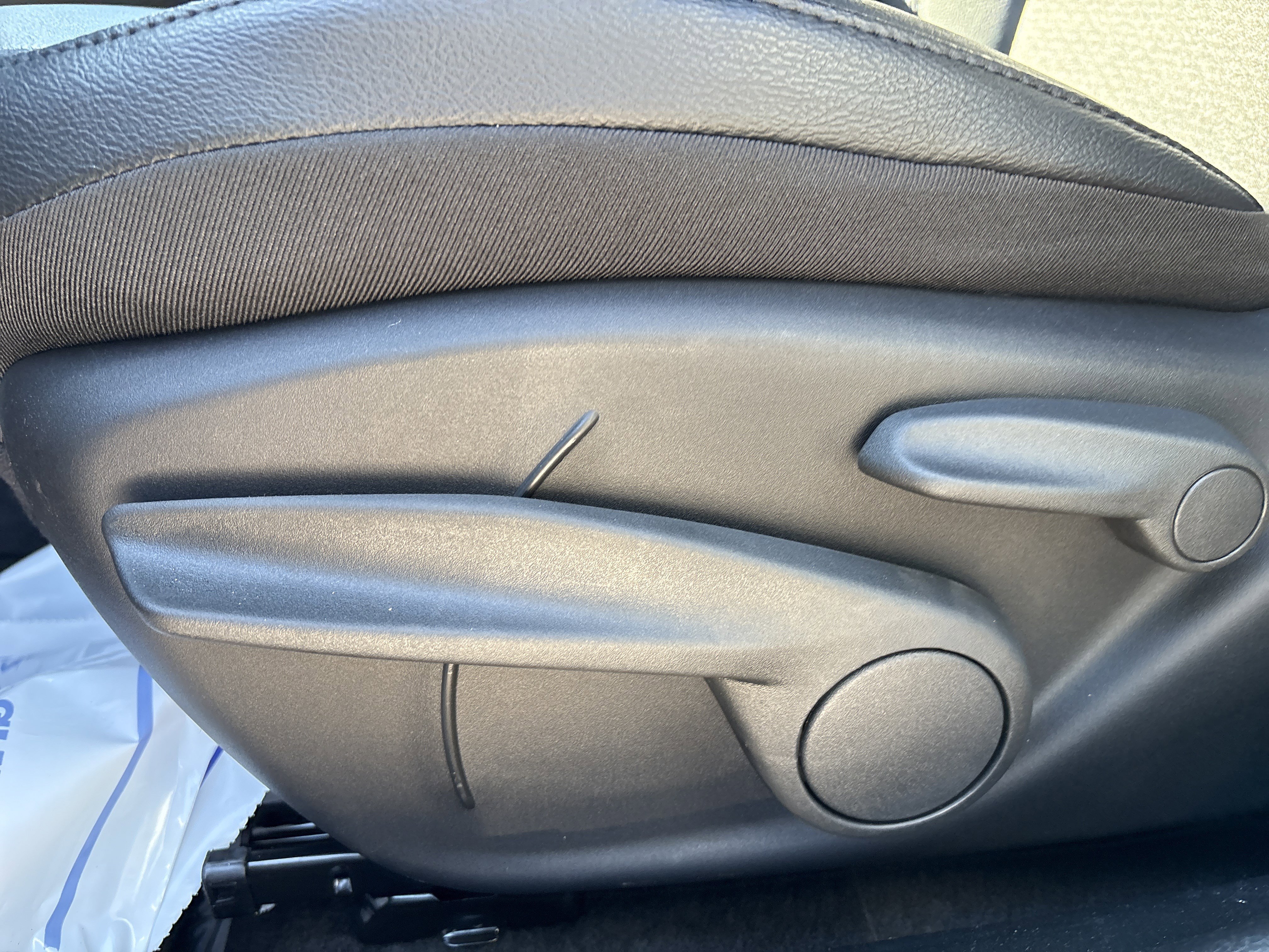 New 2026 Jeep Compass Latitude image 21