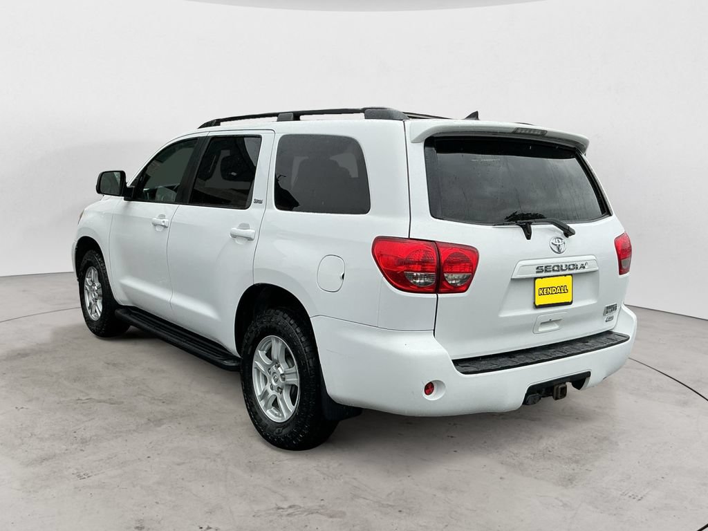 Used 2014 Toyota Sequoia SR5 AWD/4WD image 7