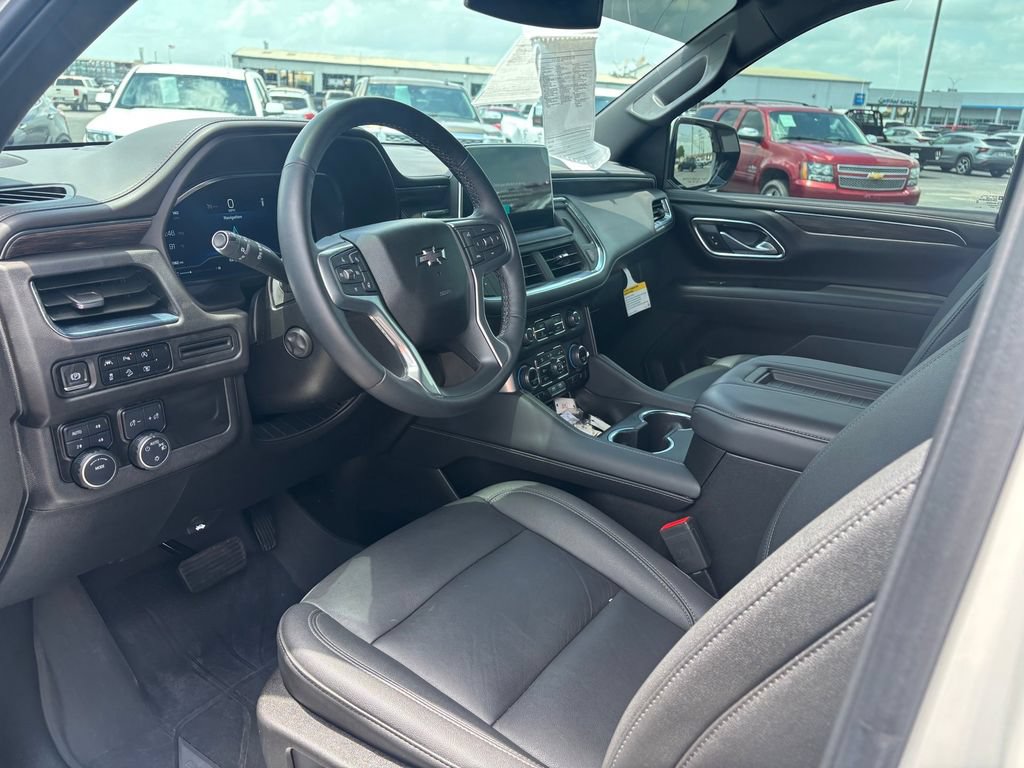 Certified 2023 Chevrolet Tahoe Z71 w/ Luxury Package AWD/4WD image 8