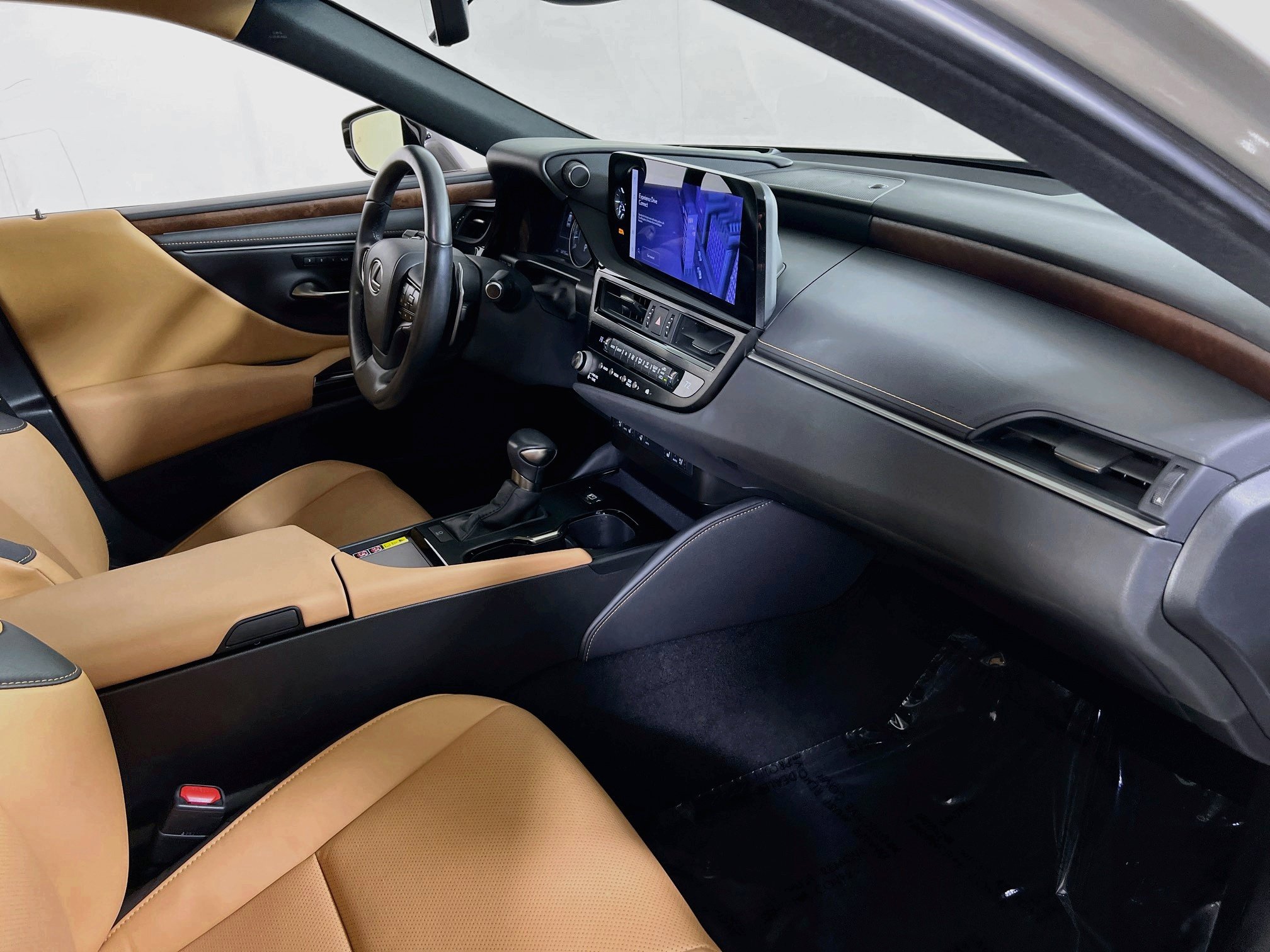 Used 2024 Lexus ES 350 w/ Premium Package FWD image 28