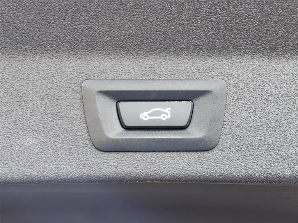 Used 2019 BMW X3 sDrive30i w/ Driving Assistance Package image 13