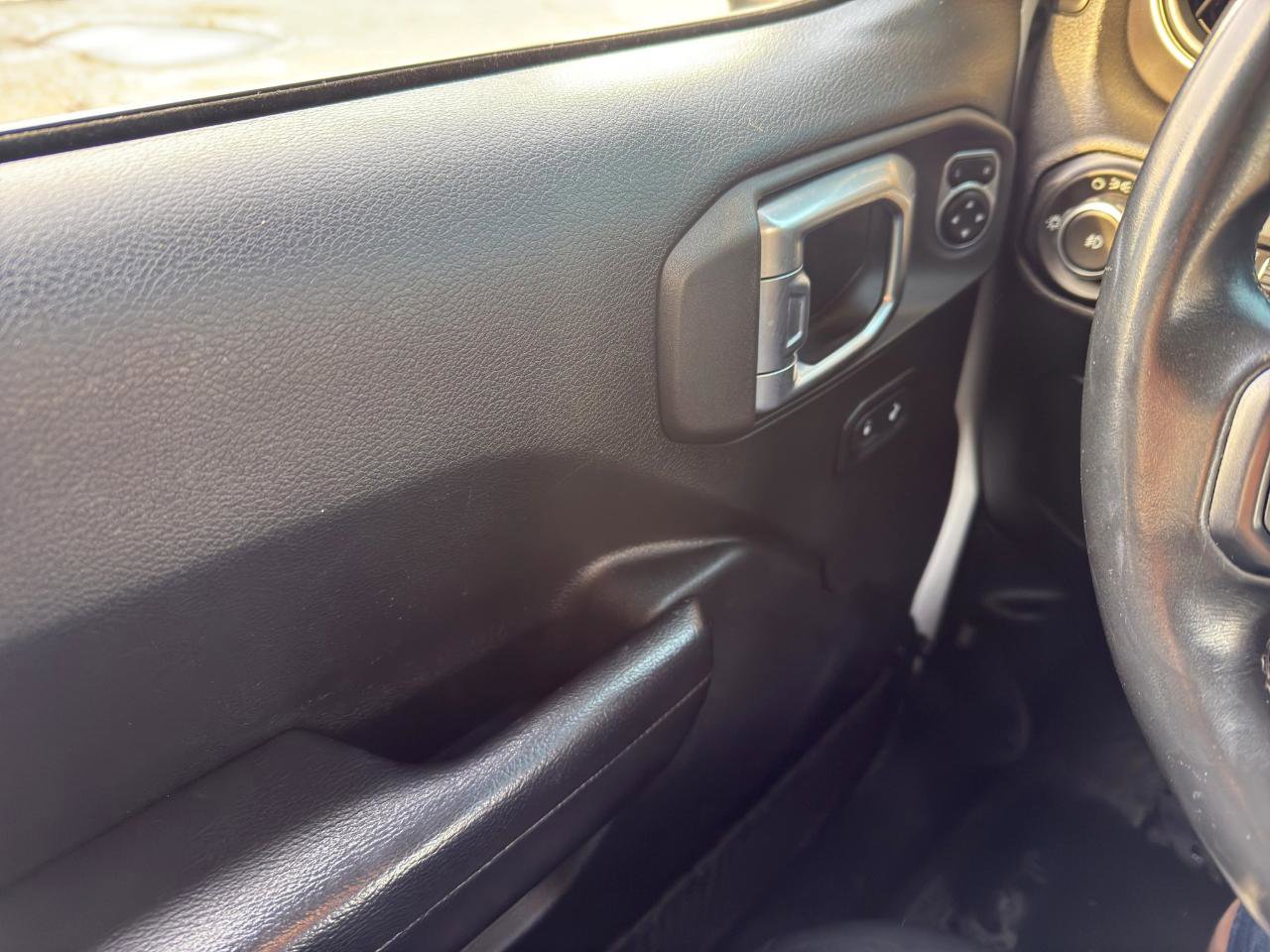 Used 2020 Jeep Wrangler Unlimited Sport S image 12