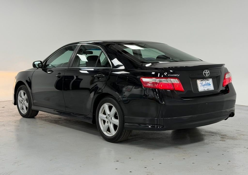 Used 2009 Toyota Camry SE image 3