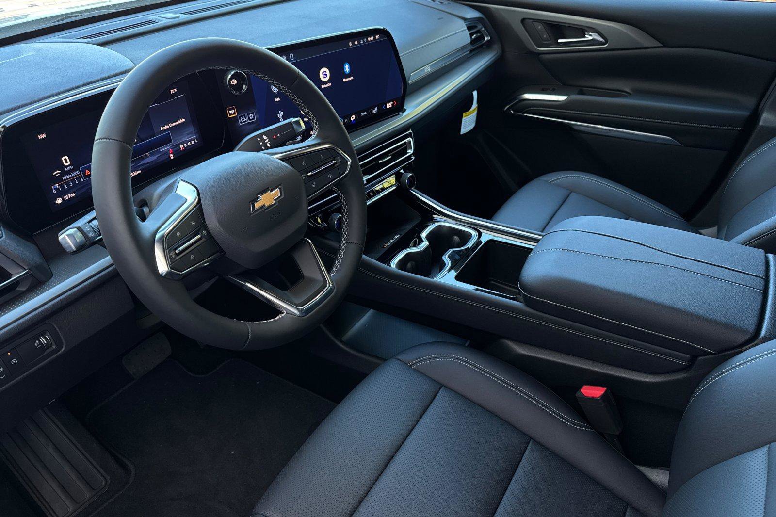 New 2026 Chevrolet Traverse LT image 12