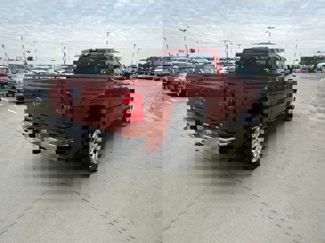 Used 2015 GMC Sierra 1500 SLE w/ SLE Value Package AWD/4WD image 3