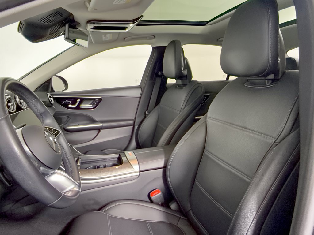Used 2023 Mercedes-Benz C 300 Sedan image 5