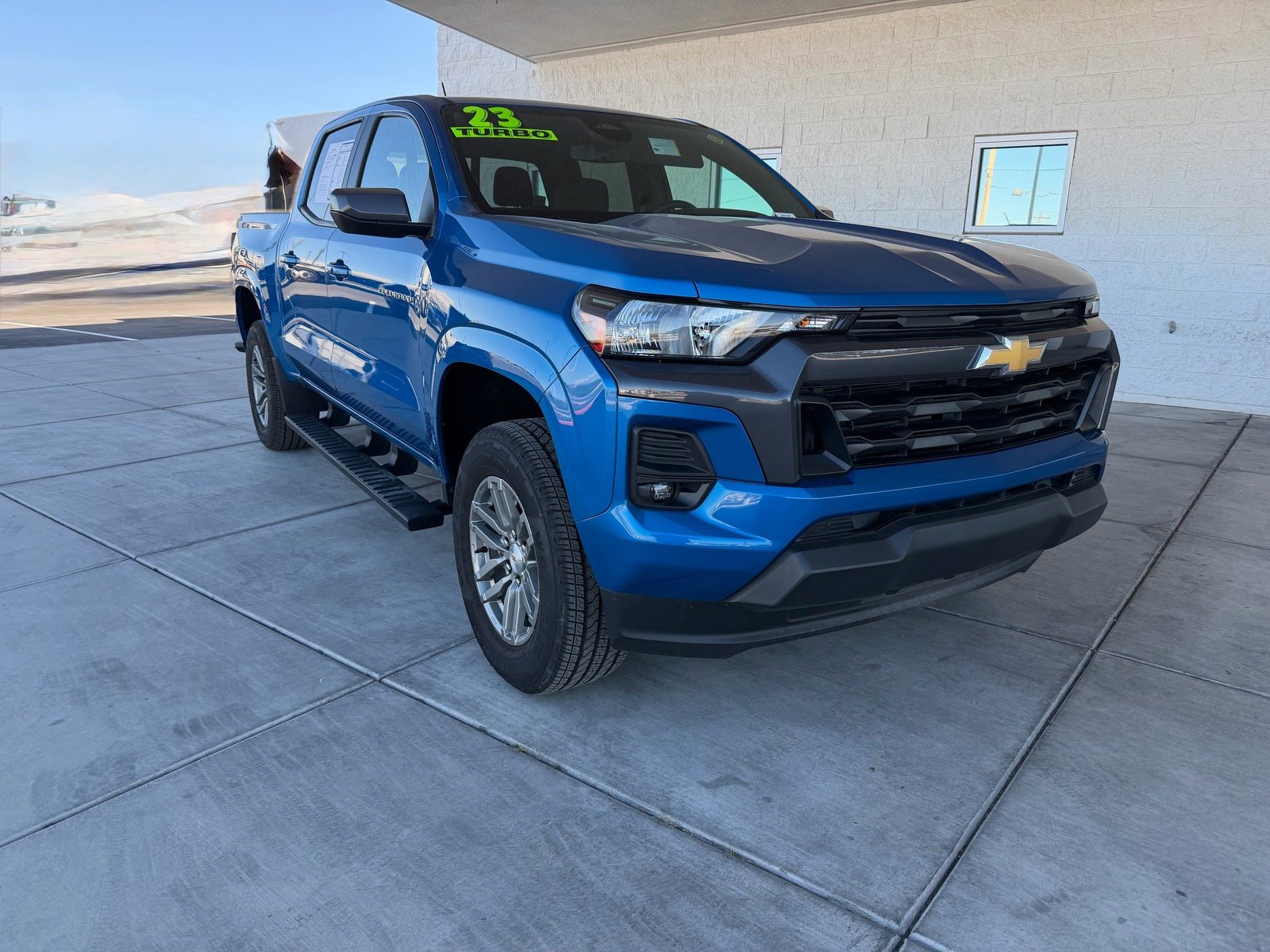 Used 2023 Chevrolet Colorado LT w/ LT Convenience Package image 1