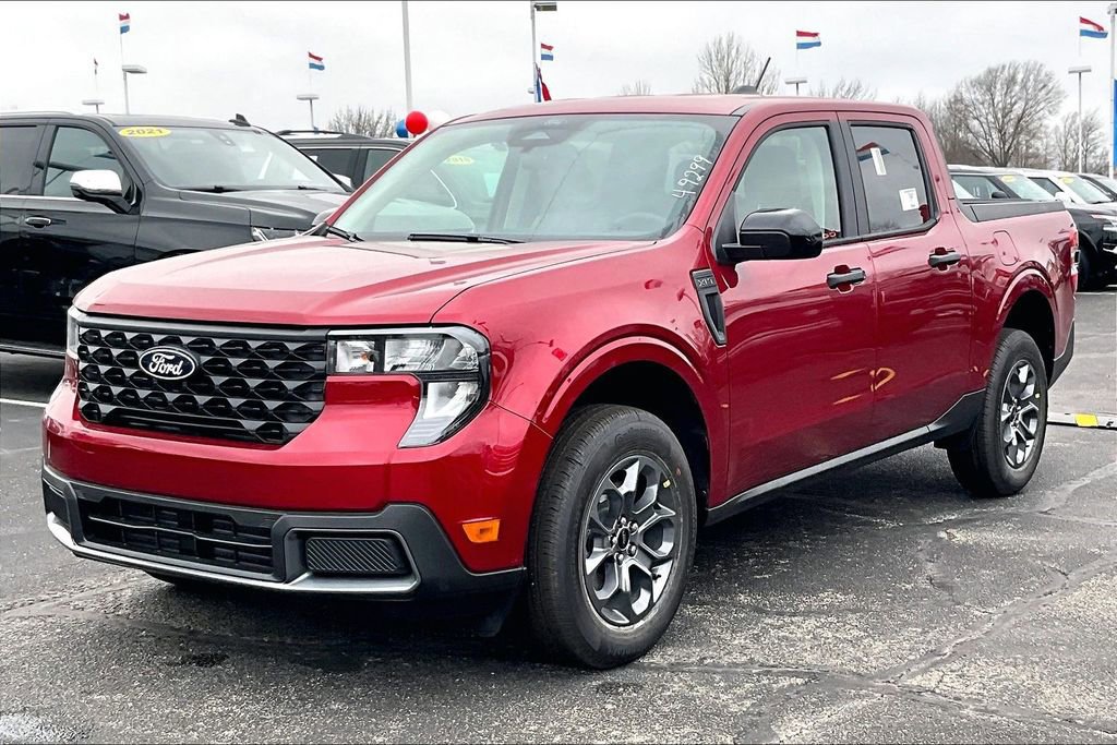 New 2026 Ford Maverick XLT w/ XLT Luxury Package image 2