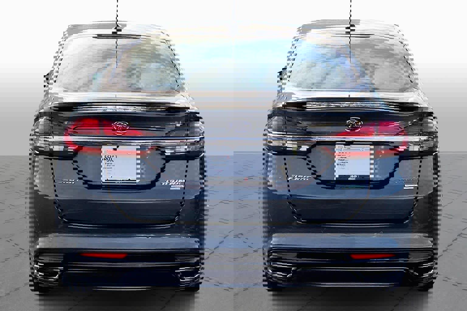 Used 2018 Ford Fusion Titanium image 5