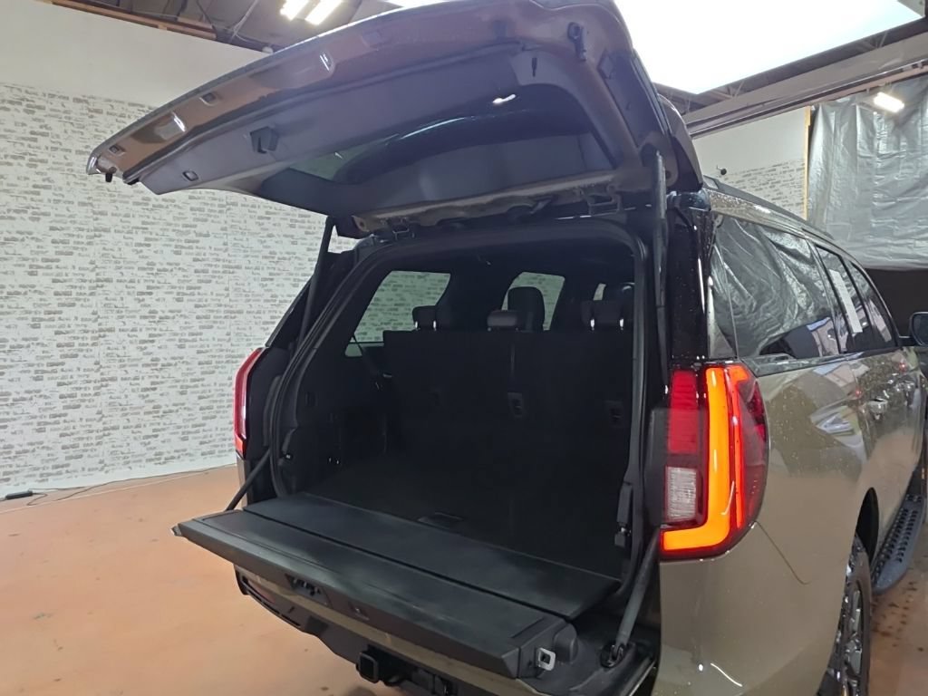 Used 2026 Ford Expedition Tremor AWD/4WD image 16