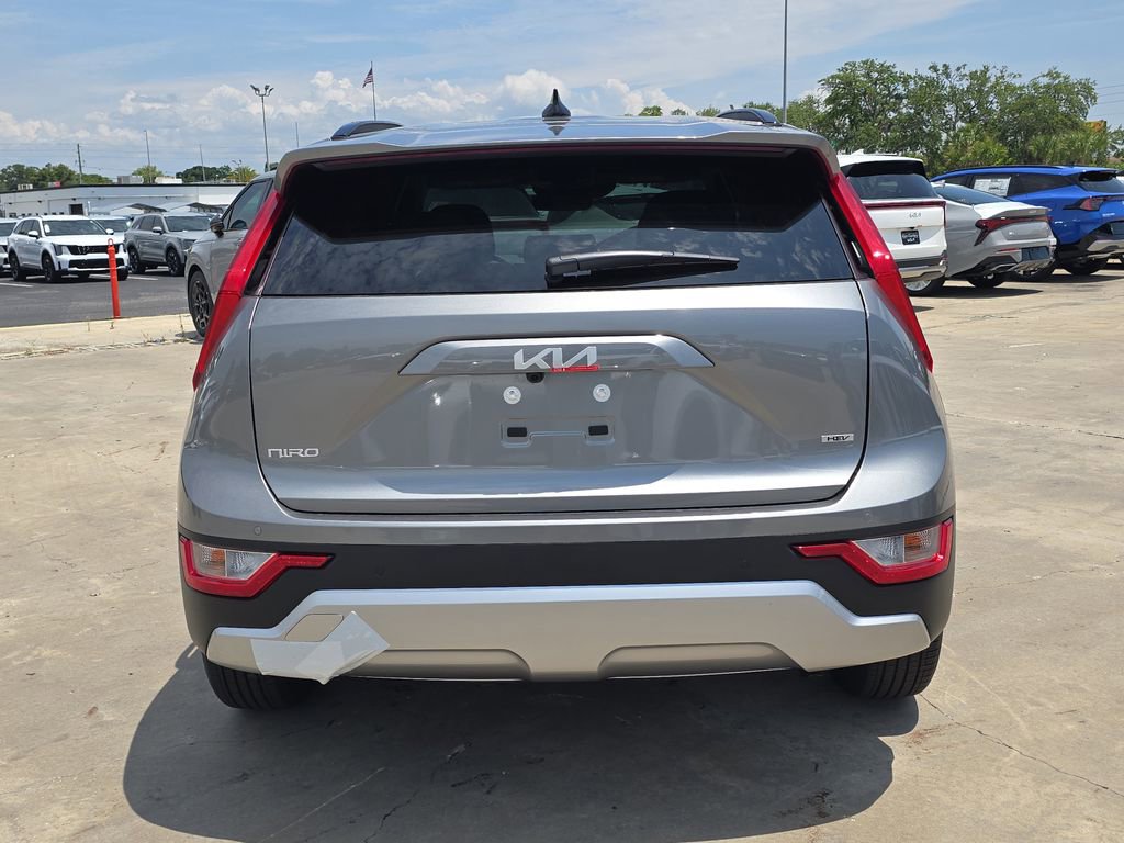 New 2026 Kia Niro EX FWD image 7