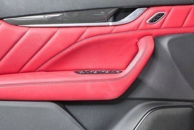 Certified 2023 Maserati Levante GT AWD/4WD image 7