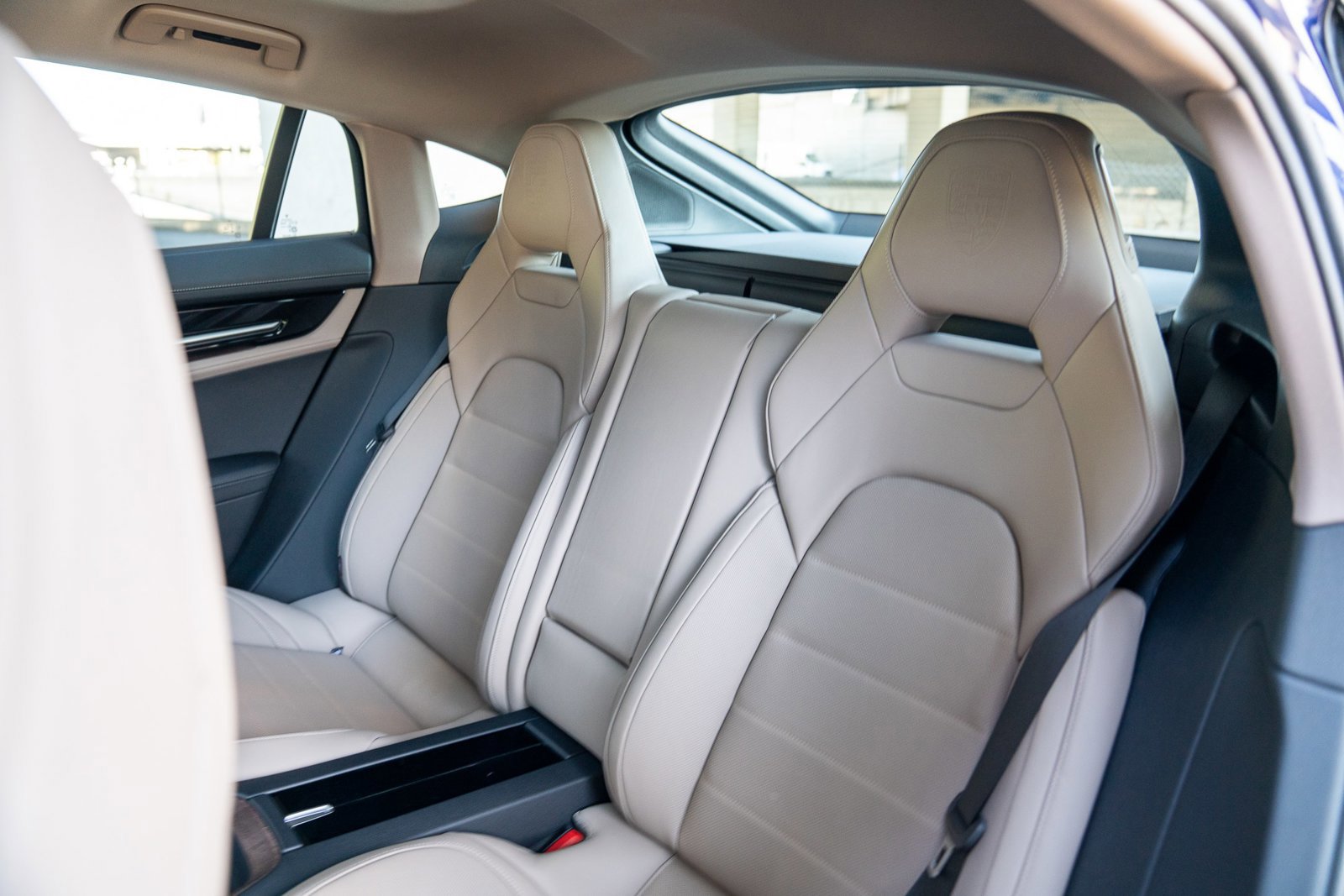 Certified 2025 Porsche Panamera 4 AWD/4WD image 24