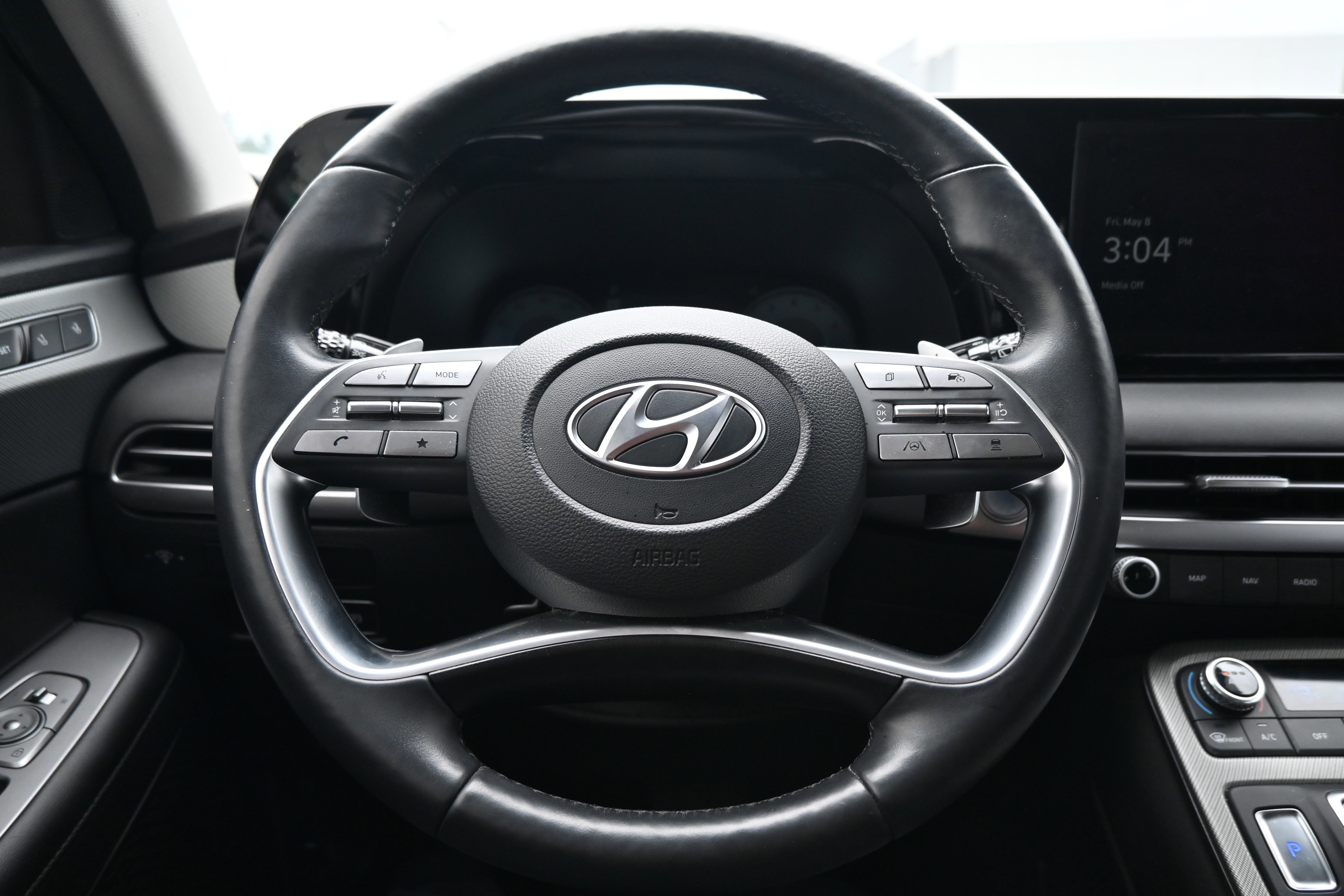 Used 2023 Hyundai Palisade SEL w/ Premium Package FWD image 6