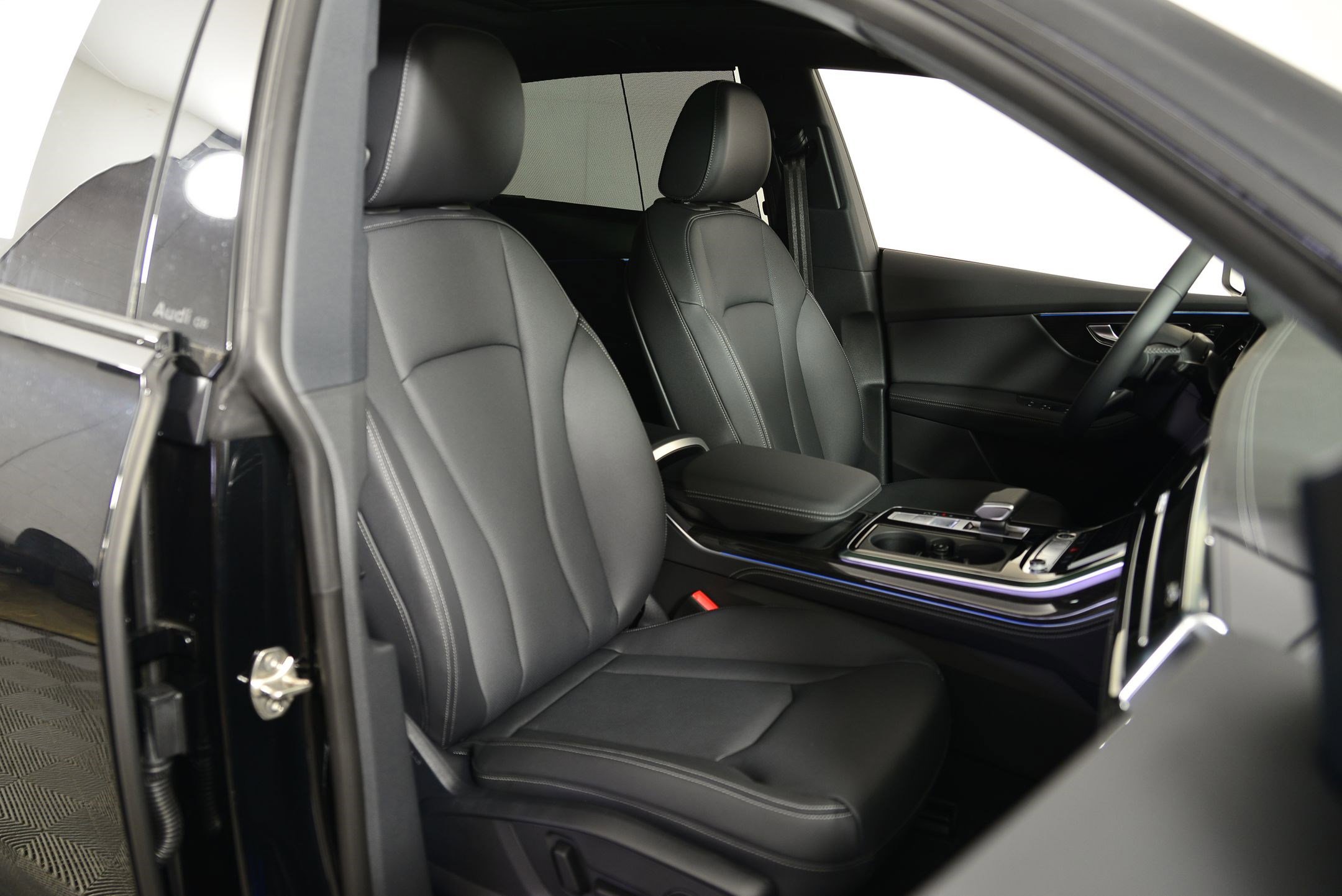 New 2026 Audi Q8 Premium Plus image 16